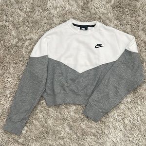 Women cropped Nike crew neck sweater